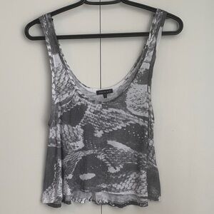 Aritzia Talula Gray Snake Skin Jersey Scoop Neck Cropped Tank Top Size Small